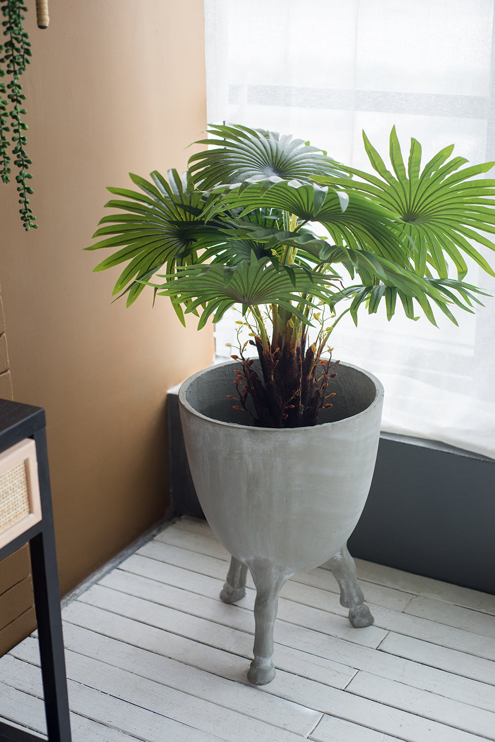 D16x22' Planter W/Leg