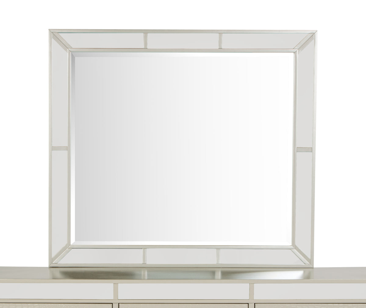 Elegant Contemporary Mirror In Silver Champagne