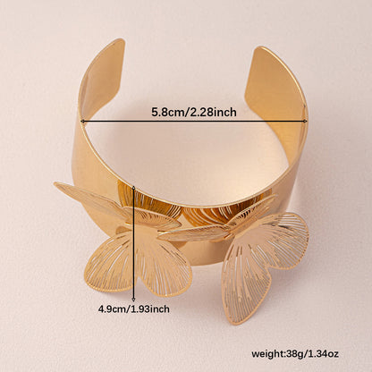 Metal Three-dimensional Butterfly Fashion Exaggerated Women's Bracelet