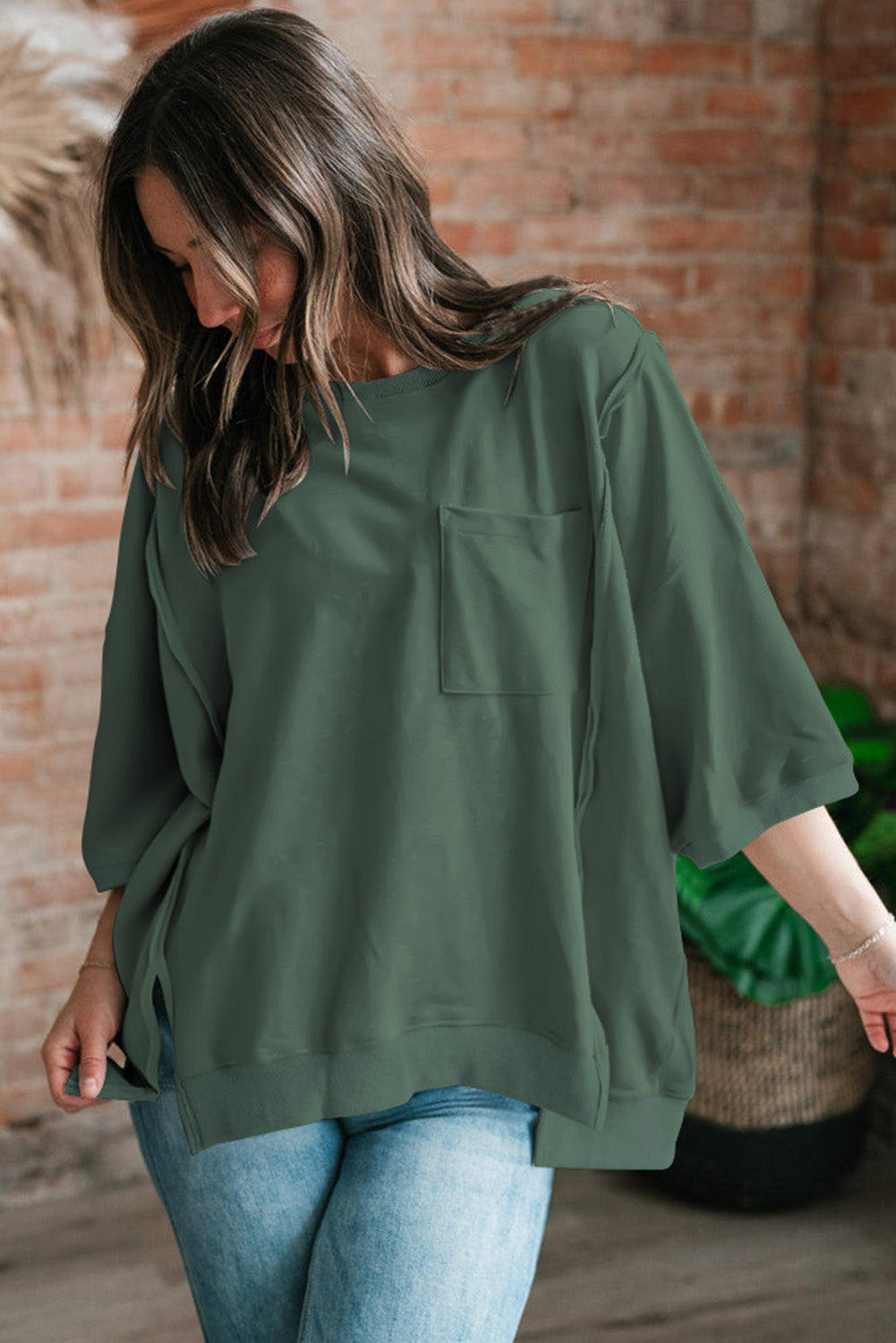 Bonbon Exposed Seam Pocket Side Split Loose T Shirt - Eloy Royal