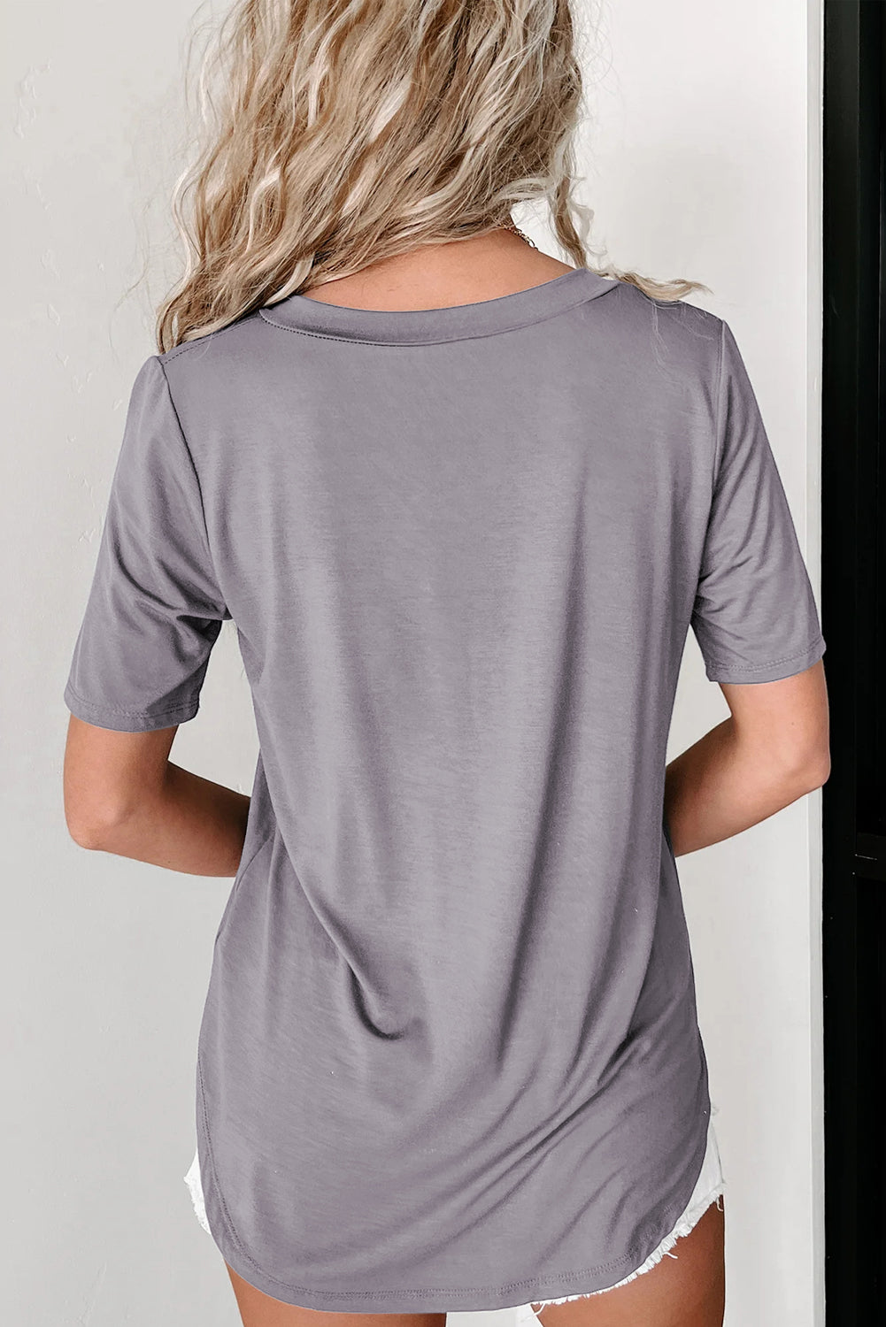 Black Solid Color V Neck Pocket Rounded Hem Tee - Eloy Royal