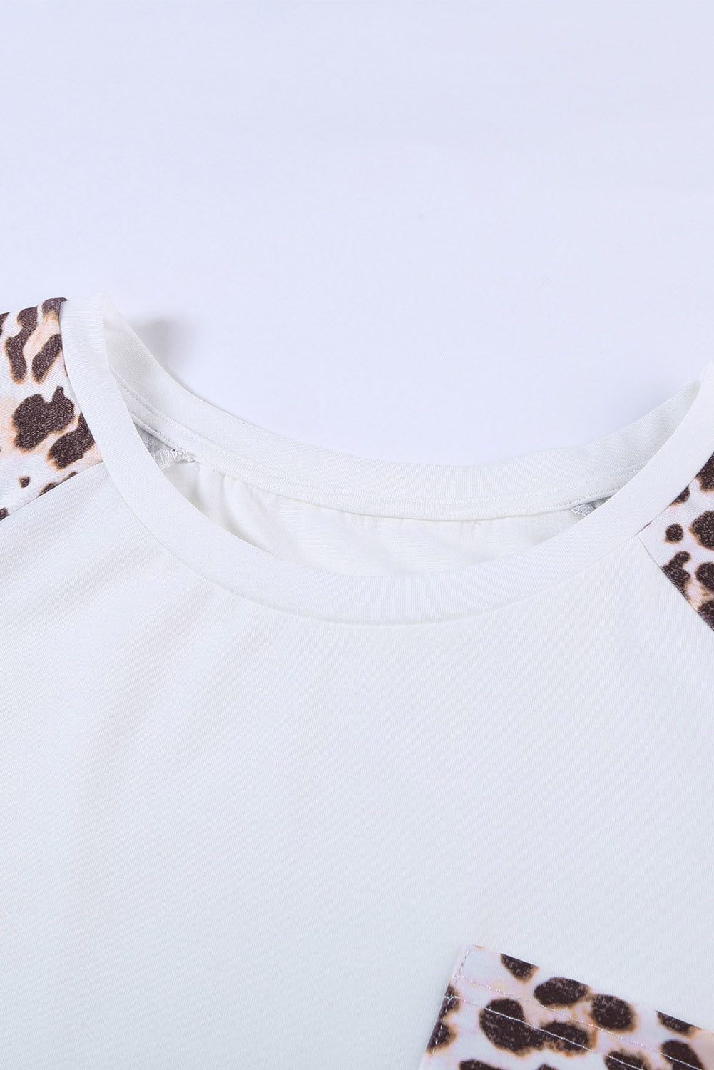 White Leopard Striped Double Pocket Plus Size Tee - Eloy Royal