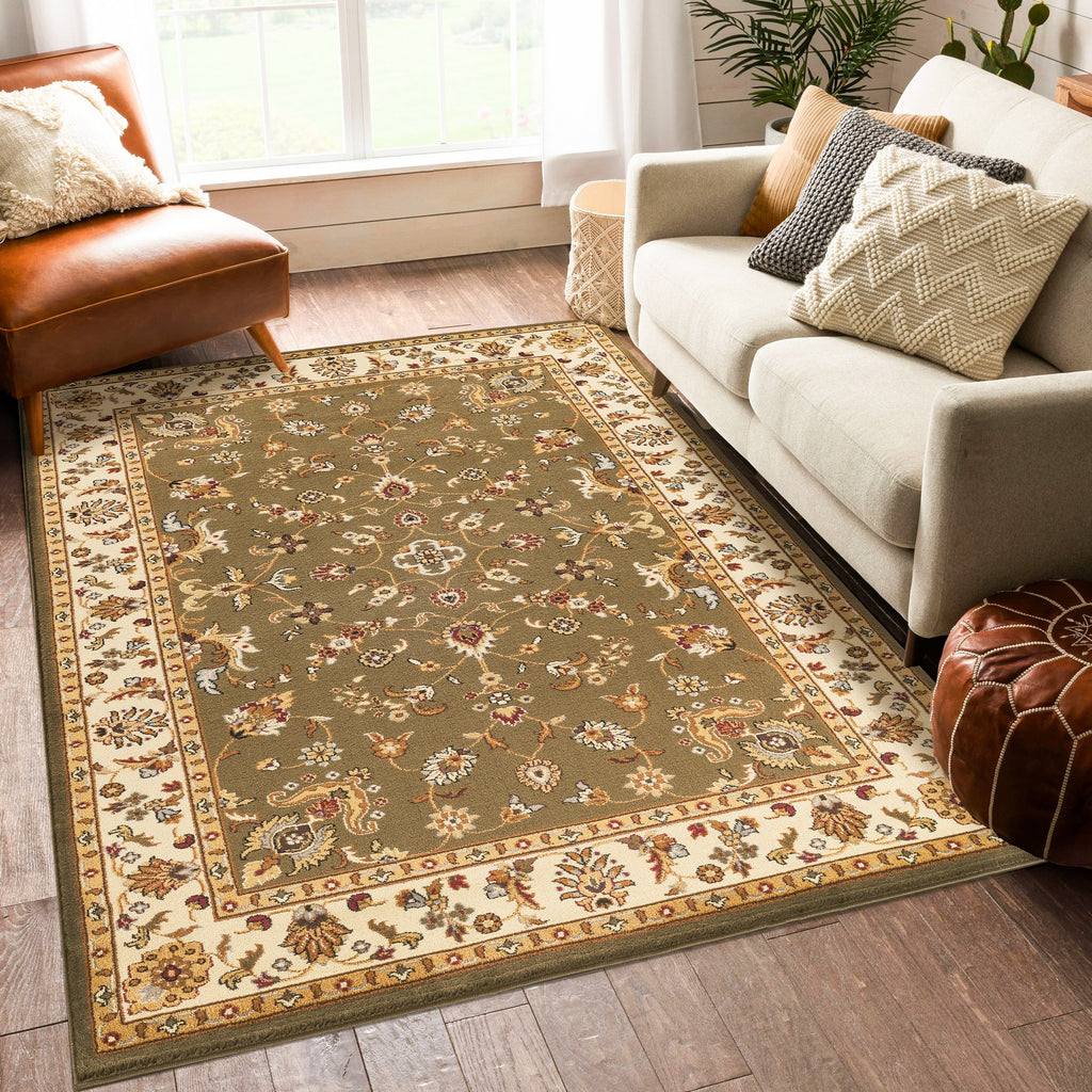 Classic GC_VIN5008 Green 5 ft. 3 in. x 7 ft. 3 in. Area Rug