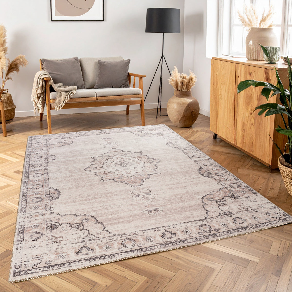 Majestic GC_RYL1006 Beige 5 ft. 3 in. x 7 ft. 3 in. Area Rug