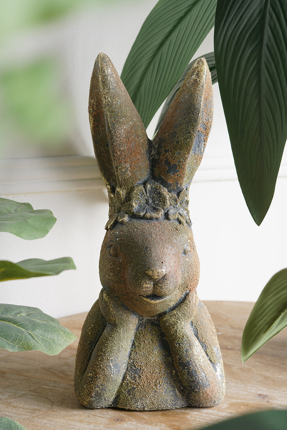 6.7x5.9x15.2' Antique Rabbit Figurine
