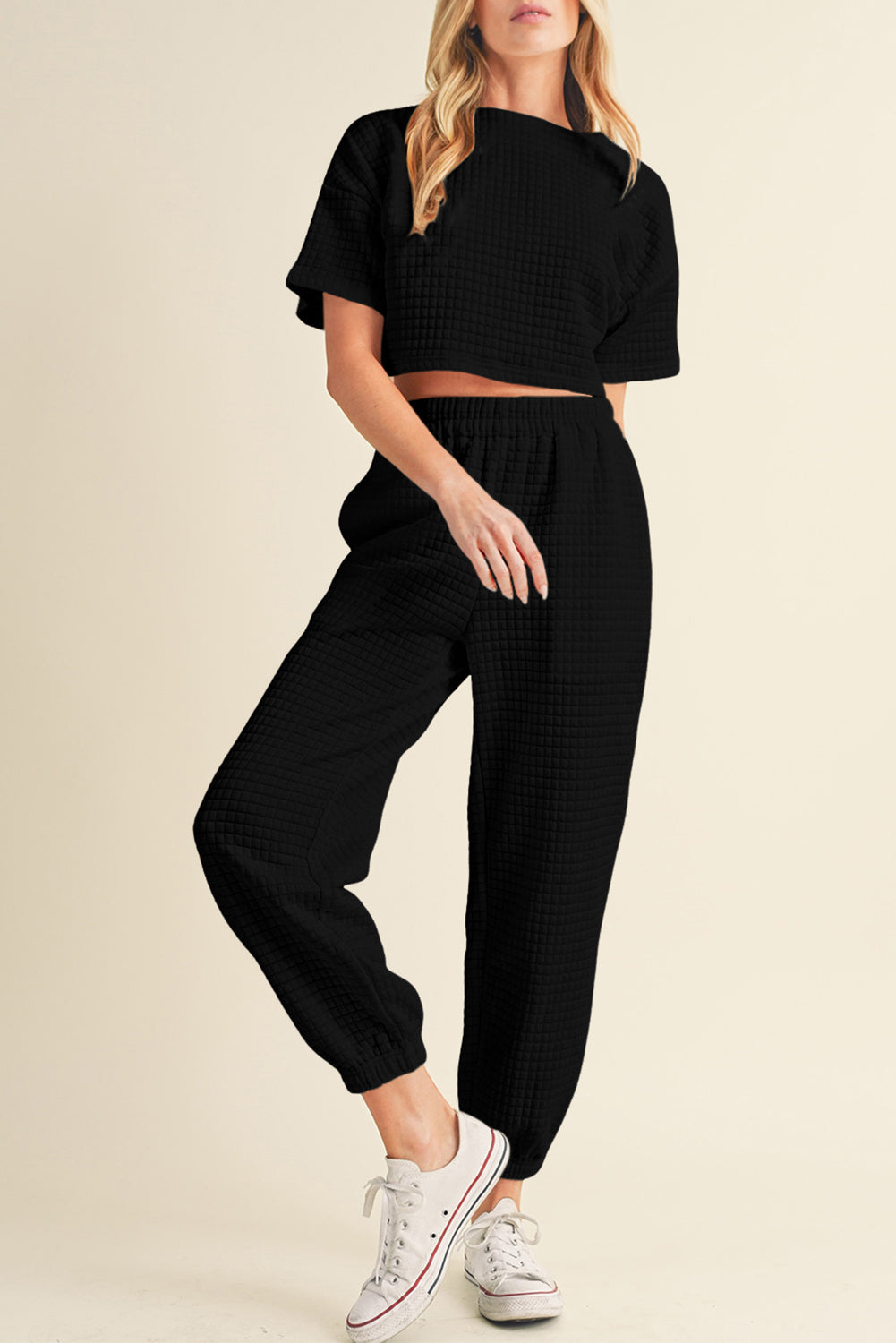 Black Textured Cropped Tee and Jogger Pants Set - Eloy Royal