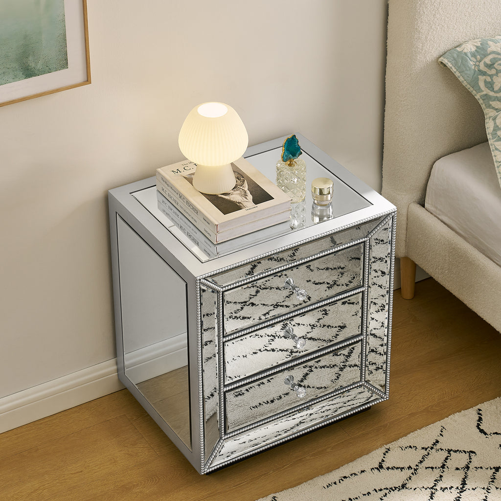 Three drawer cabinet with bead mirror finish