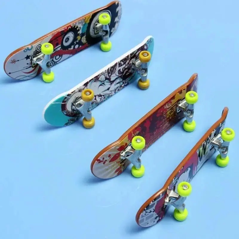 2pcs High Quality Cute Party Favor Kids children Mini Finger Board Fingerboard Alloy Skate Boarding Toys Gift - Eloy Royal