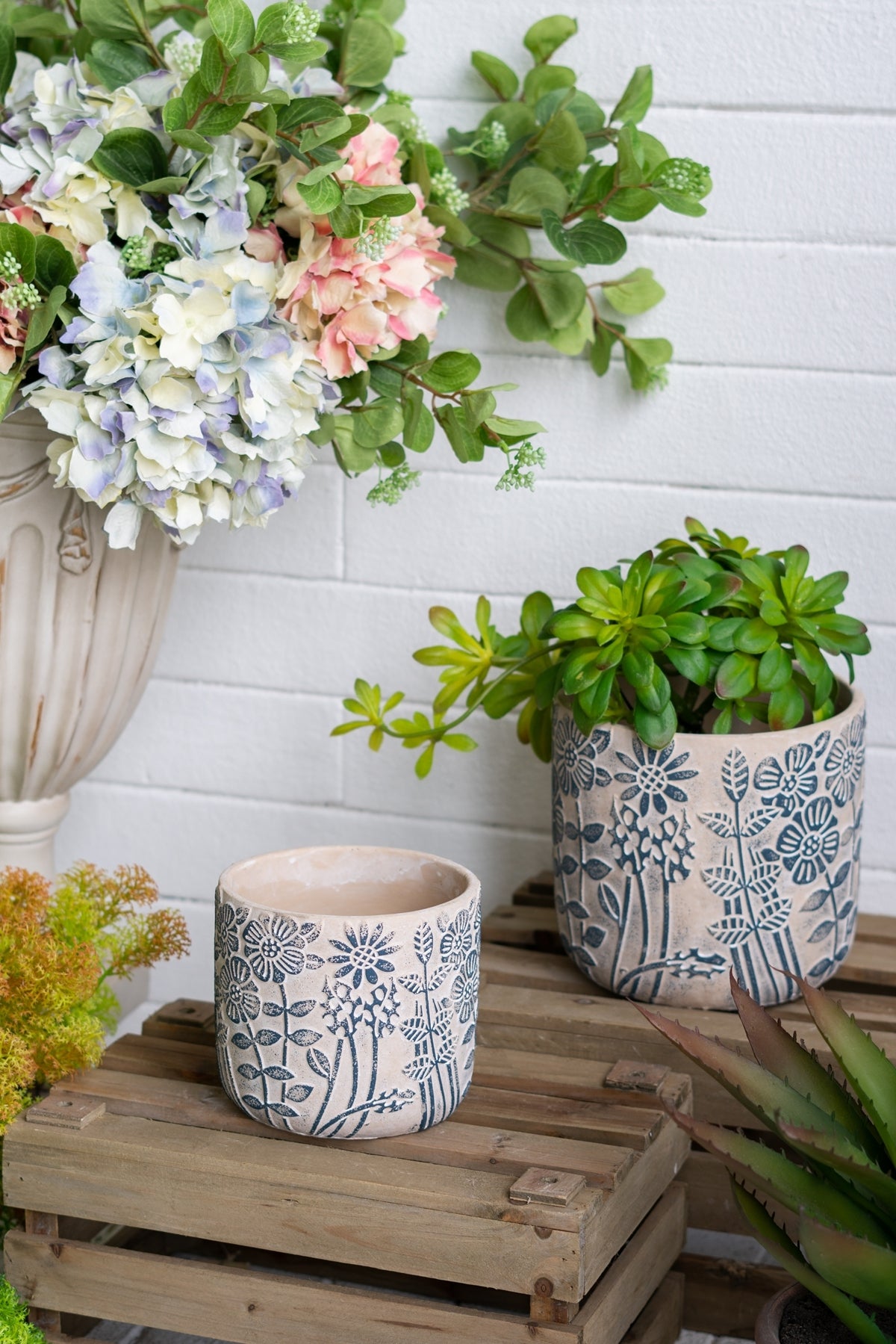 S/2 Gray Sand and Cement Planters with Blue Floral Motif, L:D7x6.7' S:D5.5x5'