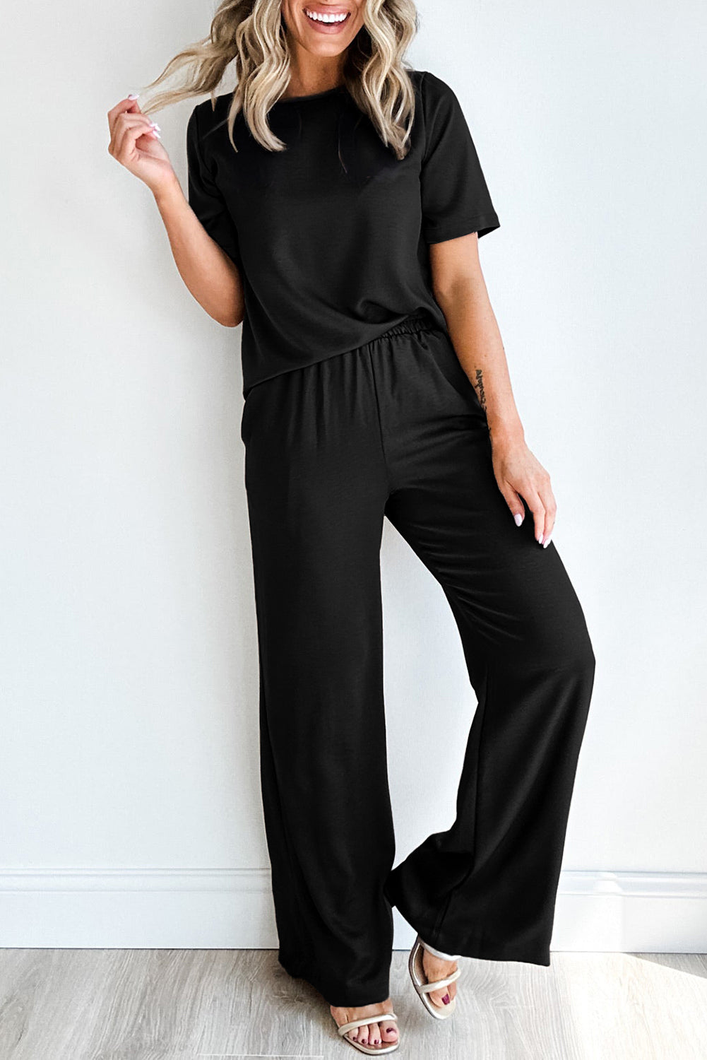 Smoke Gray Solid Color T-Shirt and Wide Leg Pants Set - Eloy Royal