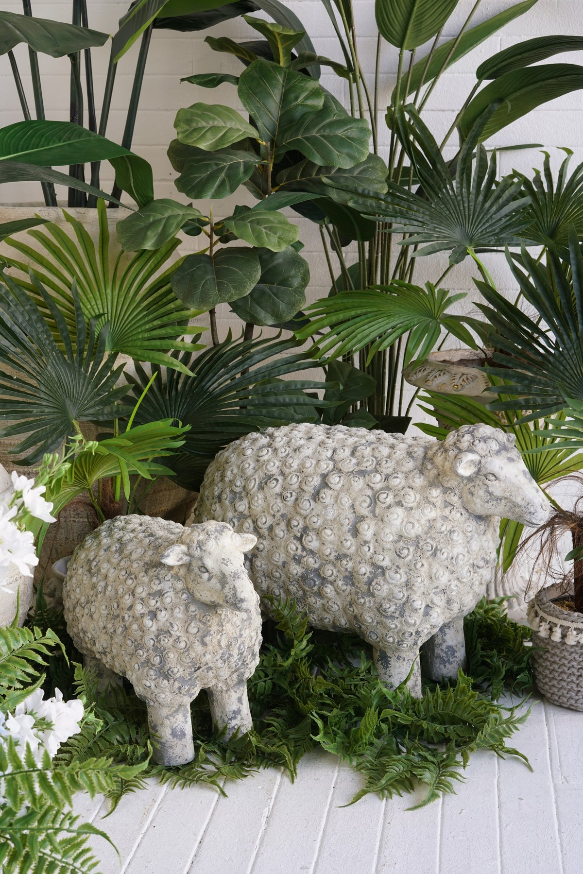 18x9.5x14' Magnesium Sheep Figurine with Weathered White and Gray Finish