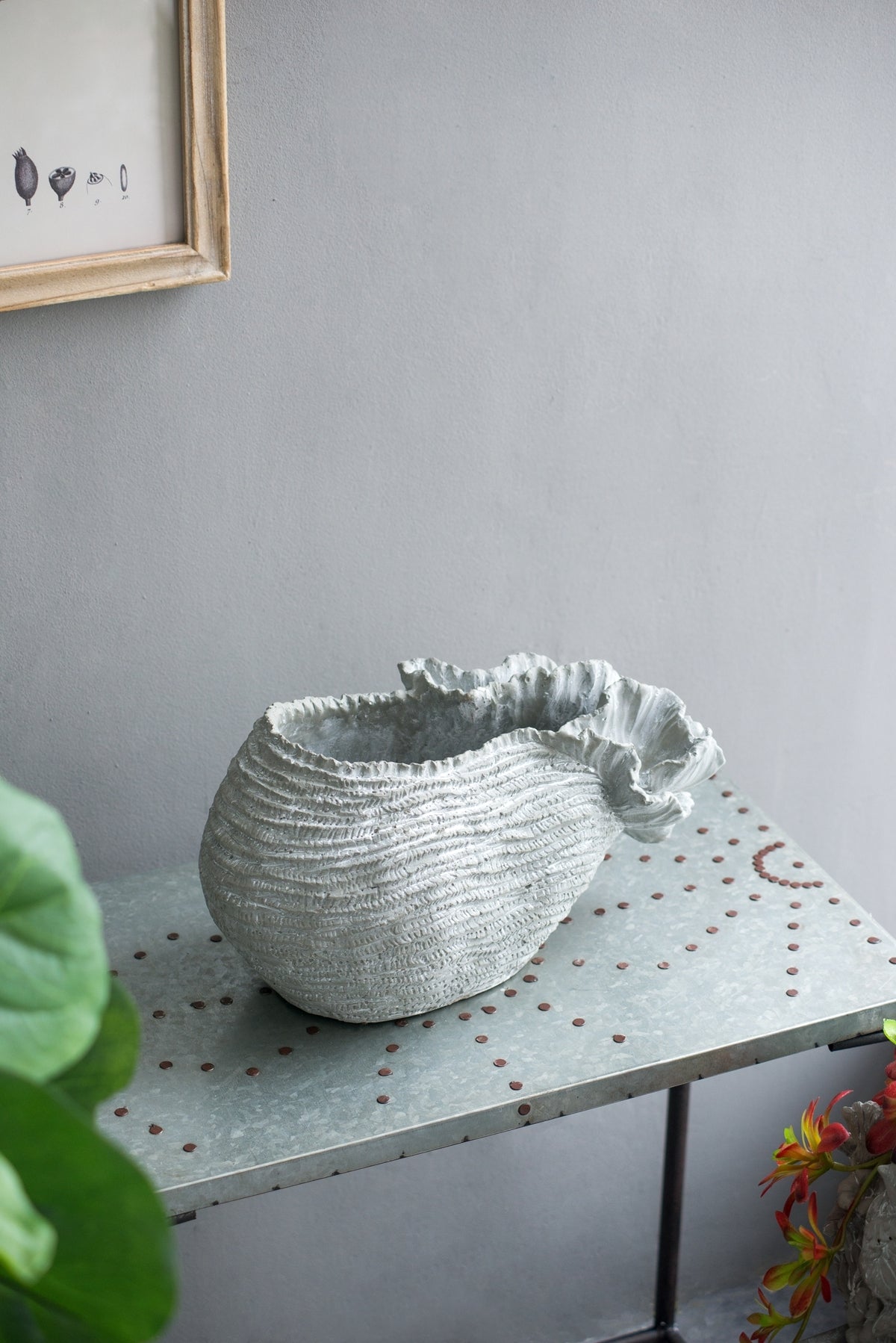 14.2x7.9x7.9' Cement Planter, Indoor Outdoor Garden Decor