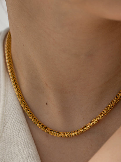 Gold Woven Twist High-grade Simple All-match Fashionable Stainless Steel Plated Non-fading Necklace