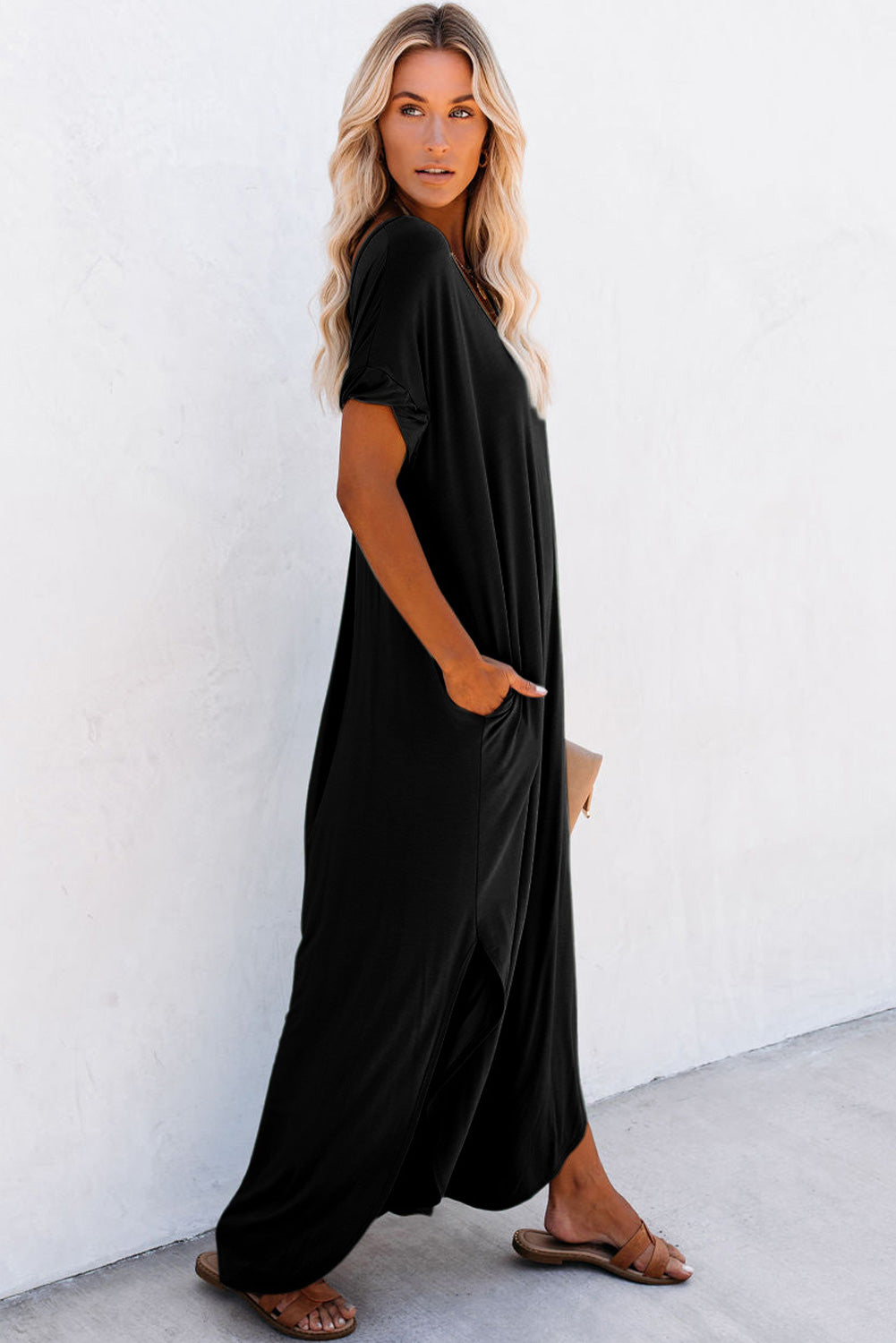 Black Solid Color Hidden Pocket V Neck Slit Maxi Dress - Eloy Royal