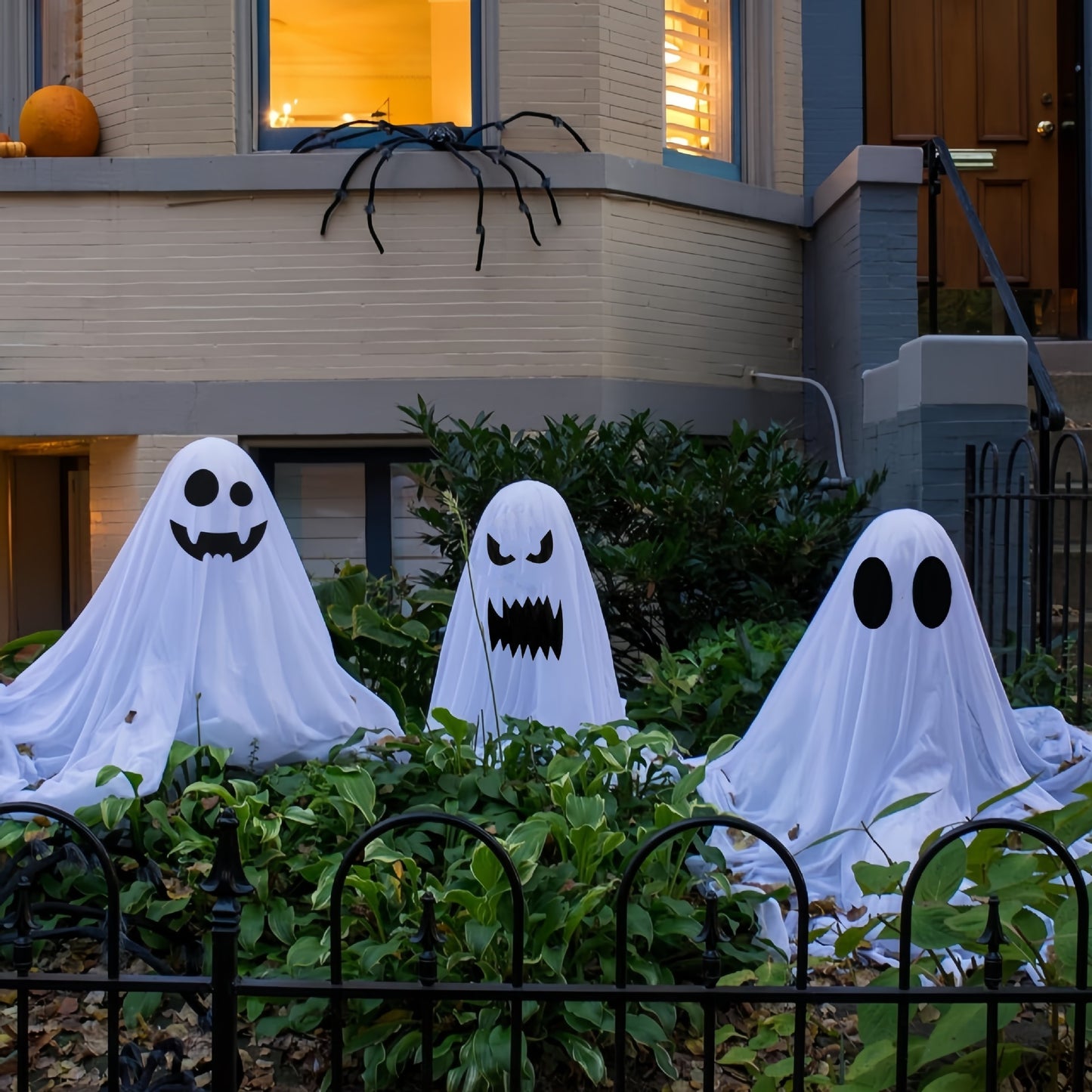 Ghost Halloween Decorations In The Front Porch Courtyard