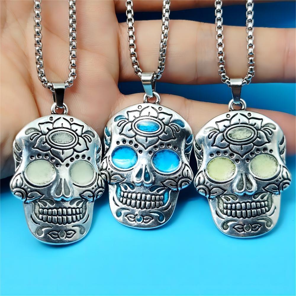 Halloween Luminous Skull Necklace With Day Of The Dead Lotus Pattern Personality Clavicle Necklace Fashion Jewelry Accessories