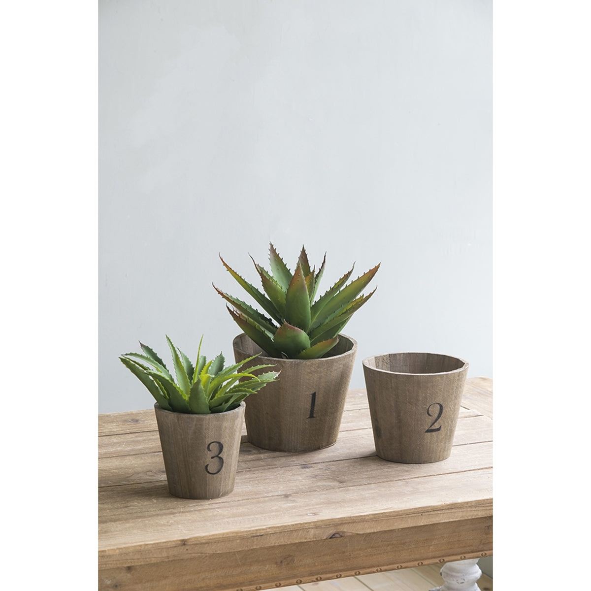 Set of 3 Thornton Flower Planter, L:8.3x8.3x6.5', M:6.8x6.8x6.1', S:5.3x5.3x5.1'