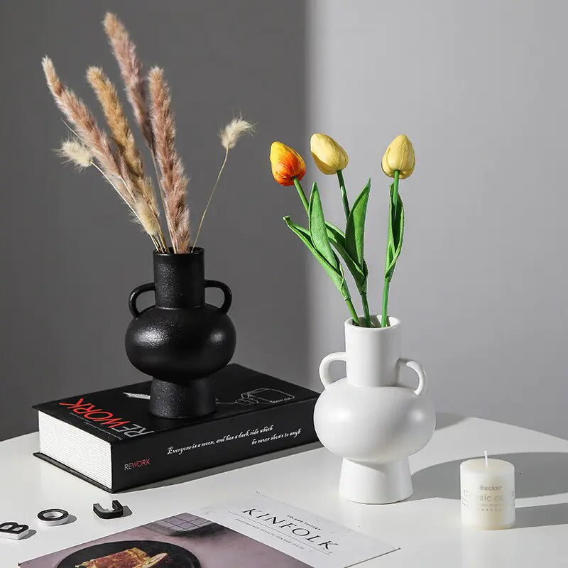 White Black Ceramic Vases - Eloy Royal