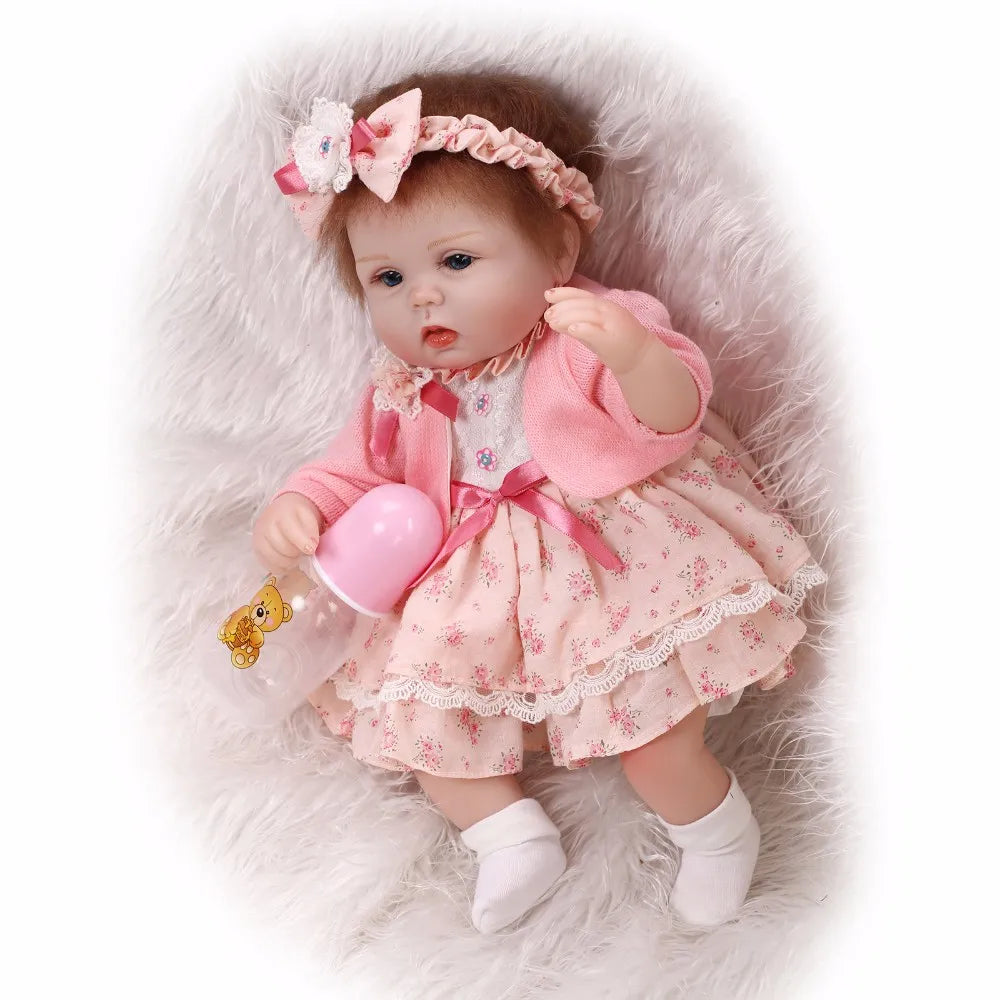 NPKCOLLECTION Bebes Reborn Dolls de Silicone Girl Body 40cm adorable Doll Toys For Girls boneca Baby Bebe Doll Best Gifts toys - Eloy Royal