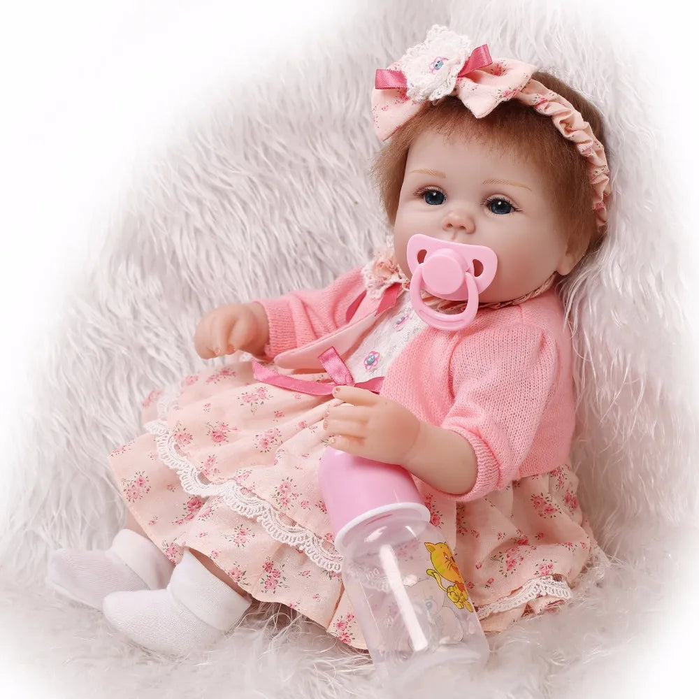 NPKCOLLECTION Bebes Reborn Dolls de Silicone Girl Body 40cm adorable Doll Toys For Girls boneca Baby Bebe Doll Best Gifts toys - Eloy Royal