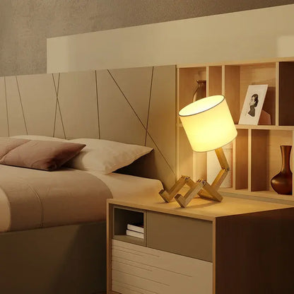 Table Lamp Robot Shape - Eloy Royal