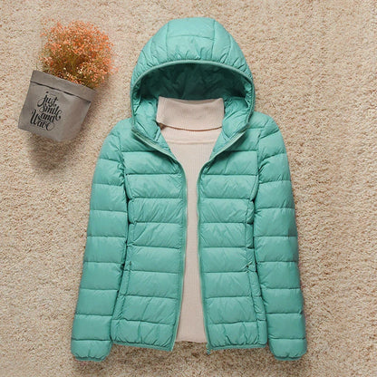 New Fashion Female Cold Jacket Women Winter Light White Duck Down Jacket Slim Puffer Jacket Portable Windproof Down Coat