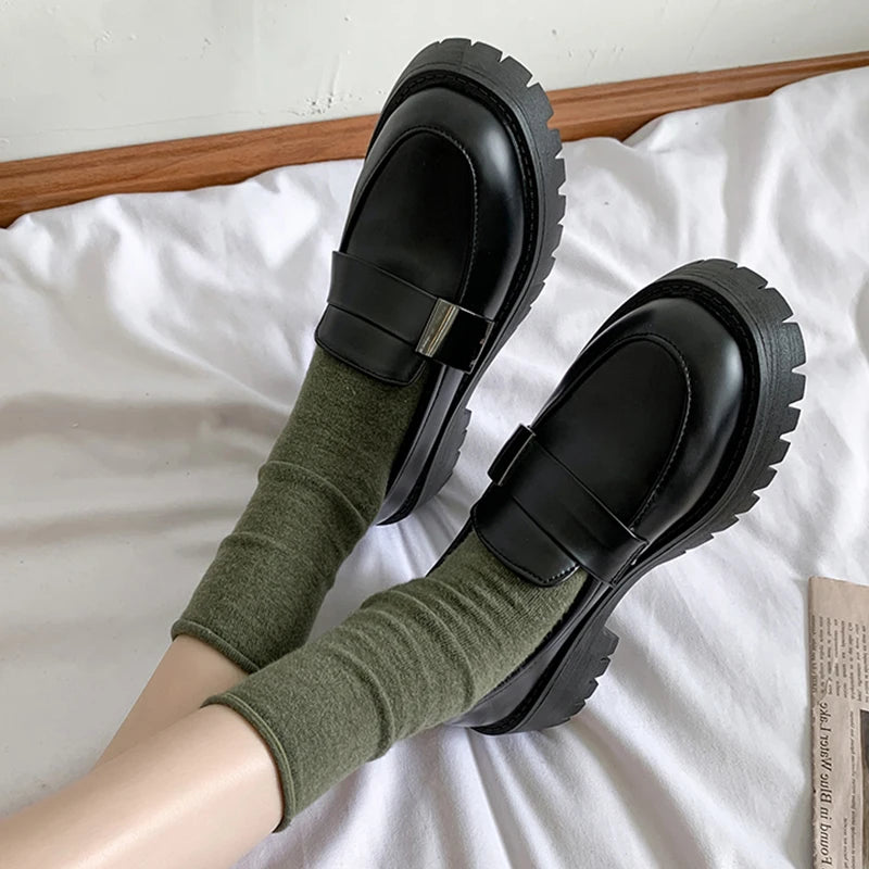 Womens Derby Shoes Black Flats British Style Casual Female Sneakers Ladies' Footwear Shallow Mouth Loafers With Fur Soft 2022 - Eloy Royal