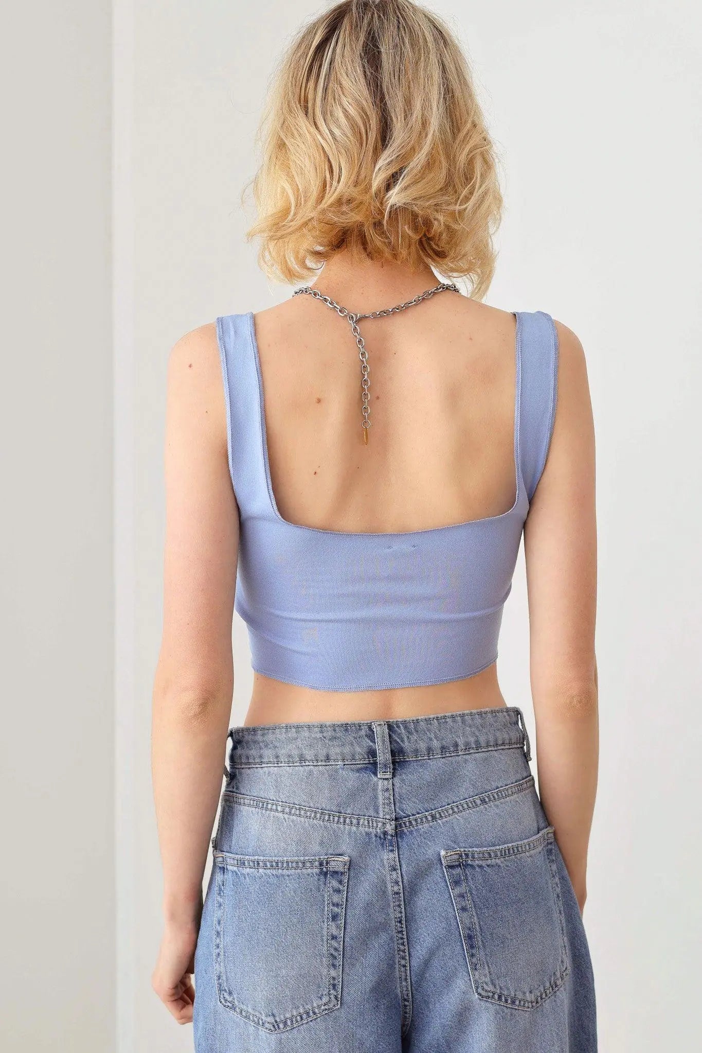 Solid Lace Up Sleeveless Round Neckline Front & Back Crop Top