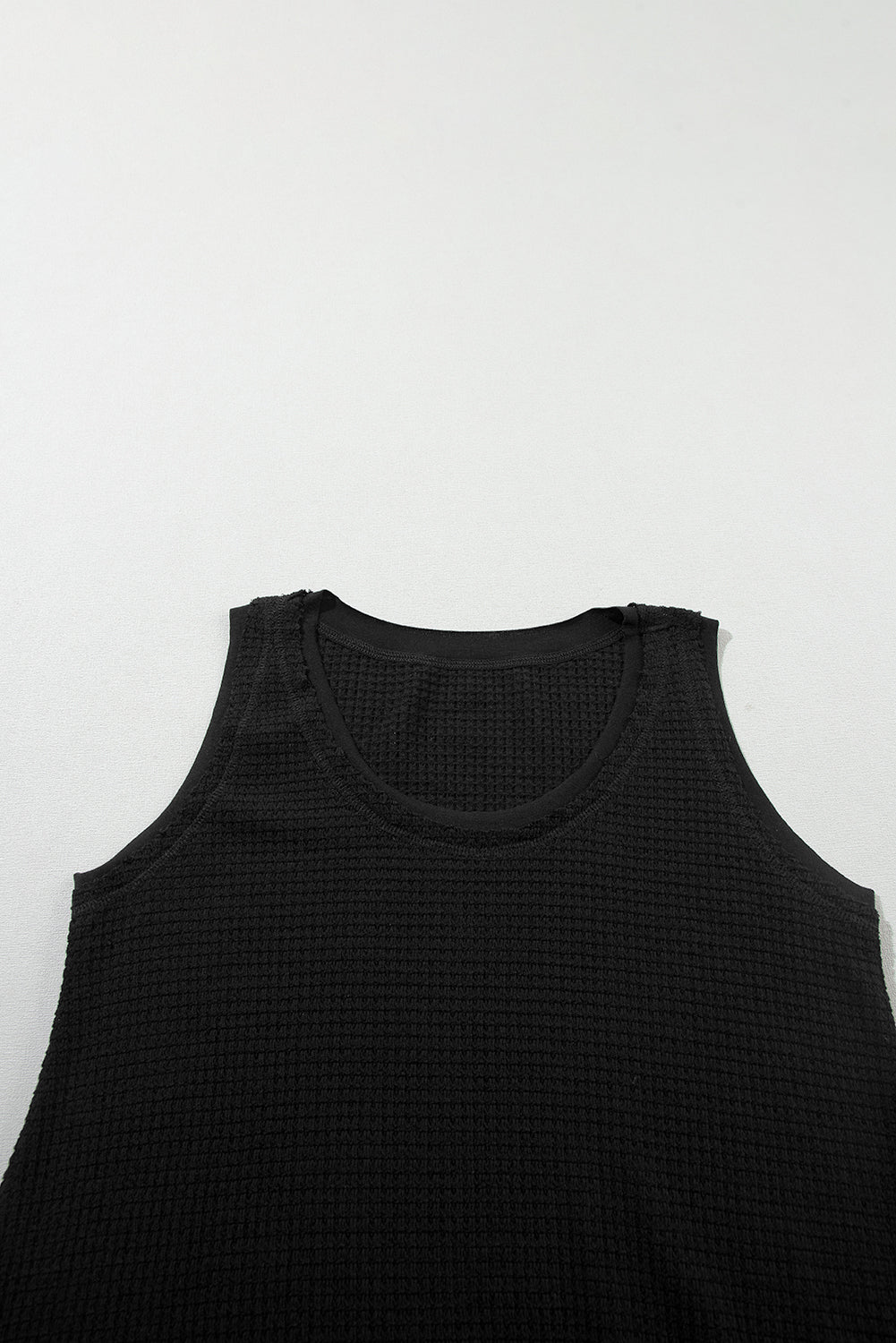 White Scoop Neck Waffle Knit Splicing Flowy Vest - Eloy Royal