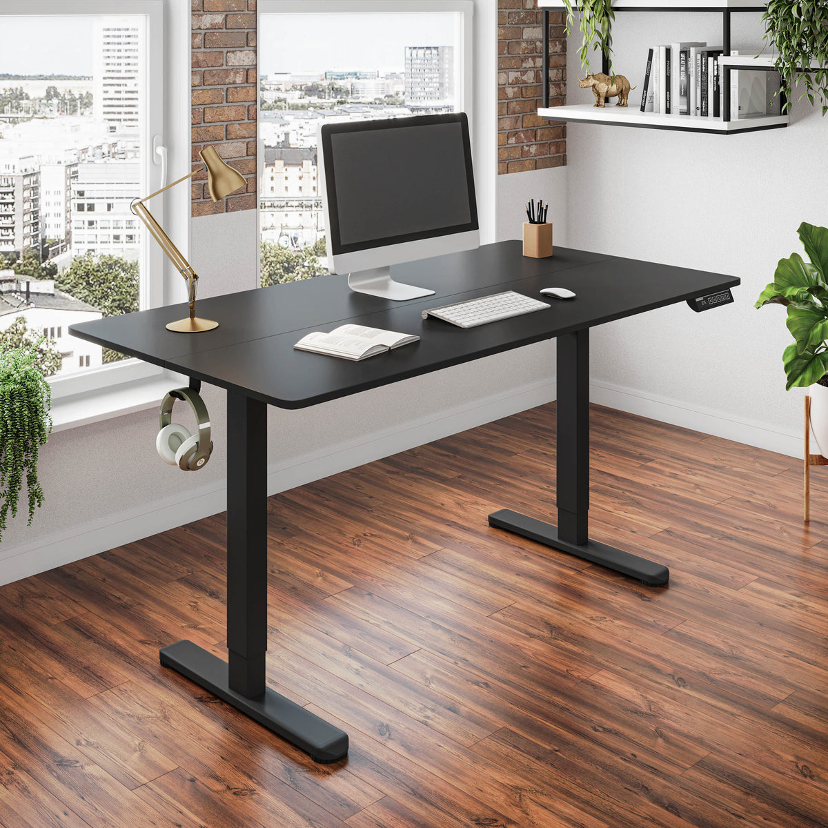 47.25' W Electric Standing Desk, Heigh Adjustable Sit-to-Stand Desk with 3 Memory Presets and Dual Accessory Hooks, Black