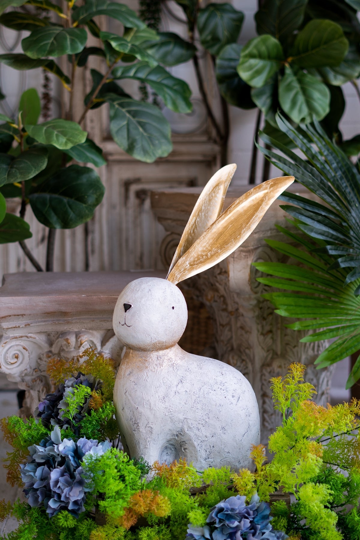 13.8x6.1x20.9' White Magnesium Rabbit Figurine with Gold Iron Ears