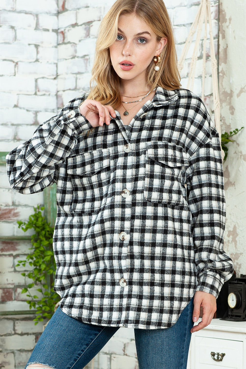 Wholesale Black Plaid Print Chest Pockets Buttoned Tunic Shacket - Eloy Royal