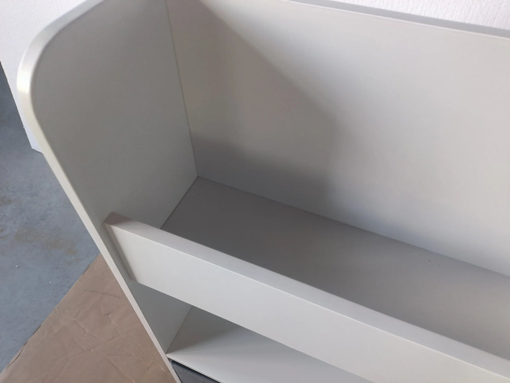 Modern Kids Bookshelf with 3 Fabric Bins, White and Gray Storage Shelf for Toys and Books, Ideal for Playroom, Bedroom, or Nursery - Eloy Royal