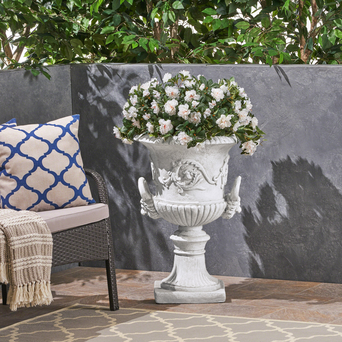 MGO GARDEN URN PLANTER
