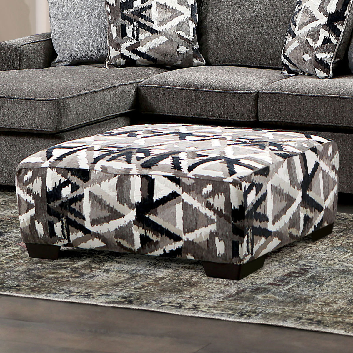 Contemporary Style Square Ottoman With Plastic Legs Dynamic Design Pocket Coil Seating Multi Finish