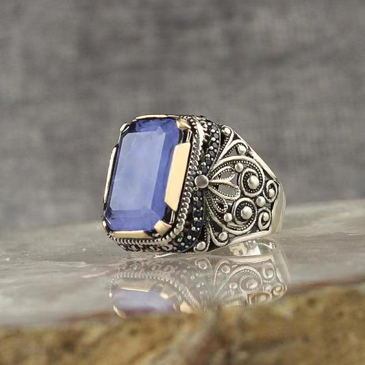 Vintage National Style Textured Two-tone Ring