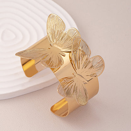 Metal Three-dimensional Butterfly Fashion Exaggerated Women's Bracelet