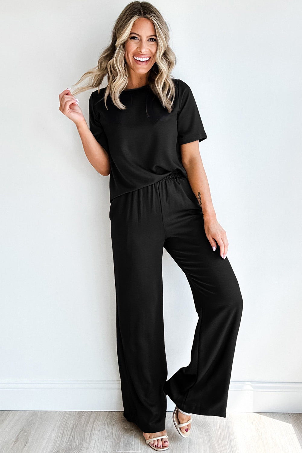 Smoke Gray Solid Color T-Shirt and Wide Leg Pants Set - Eloy Royal