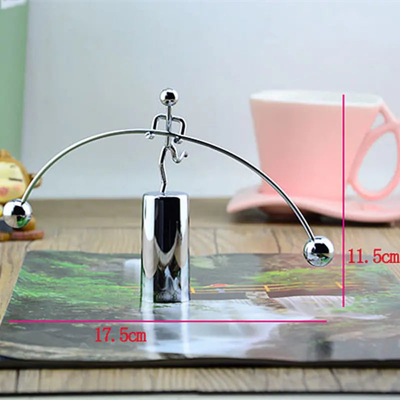 Newton Cradle Desk Toy - Eloy Royal