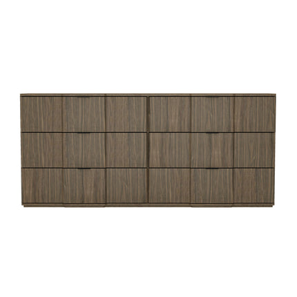 Dresser in Walnut