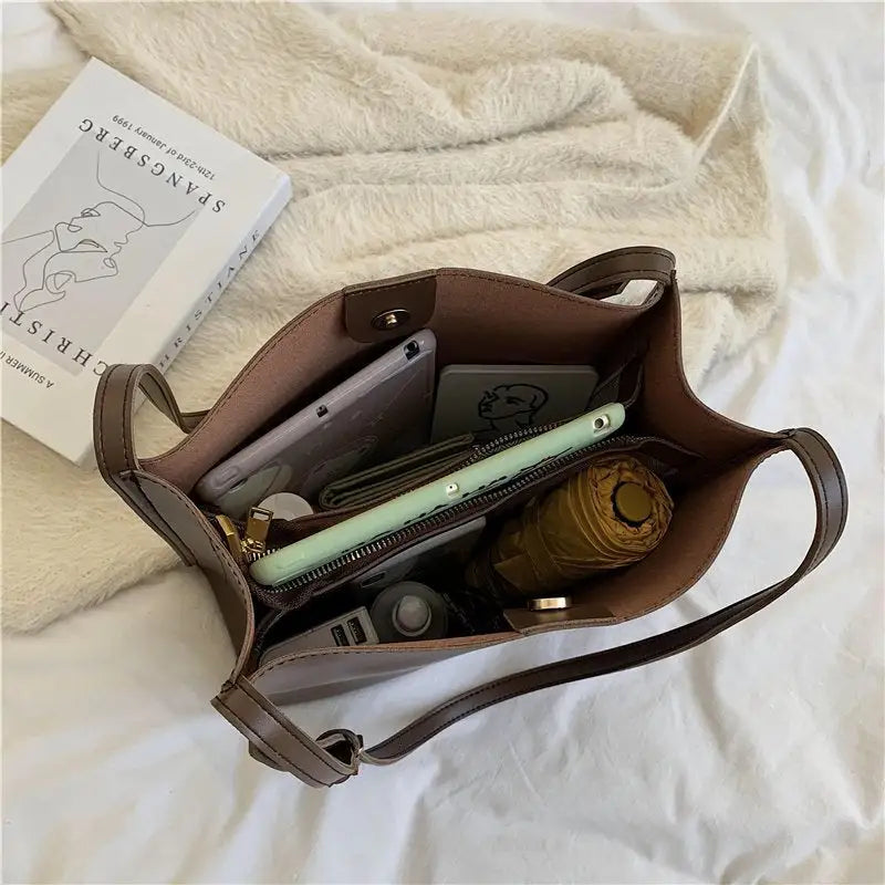 Olives Vegan Leather Tote - Eloy Royal