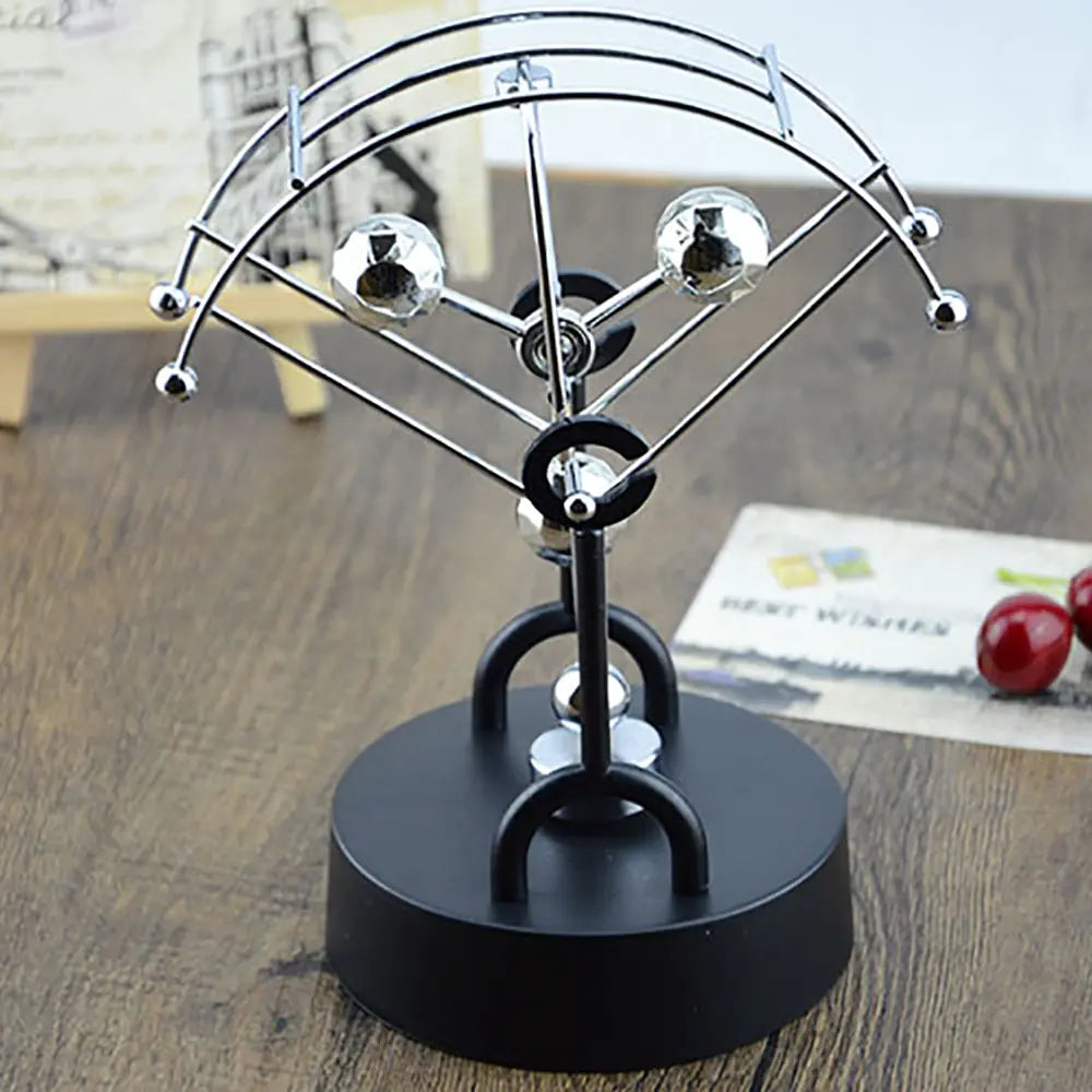 Perpetual Motion Desk Decoration Pendulum - Eloy Royal